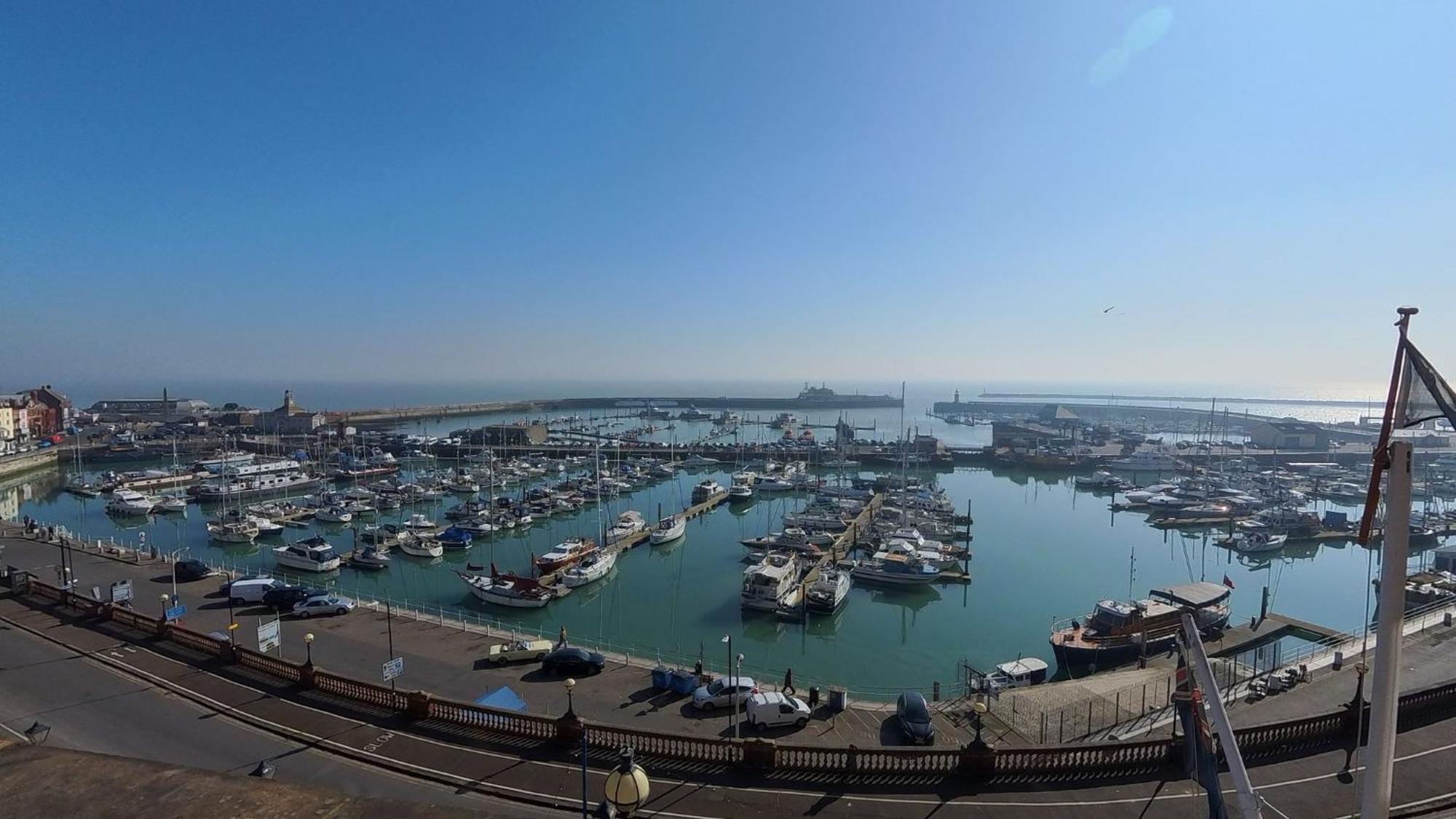 Hotel Royal Temple Yacht Club Ramsgate Exteriér fotografie