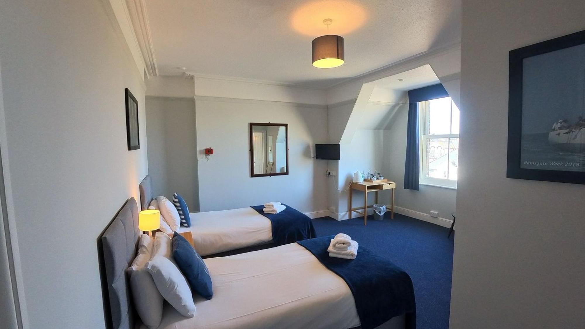 Hotel Royal Temple Yacht Club Ramsgate Exteriér fotografie
