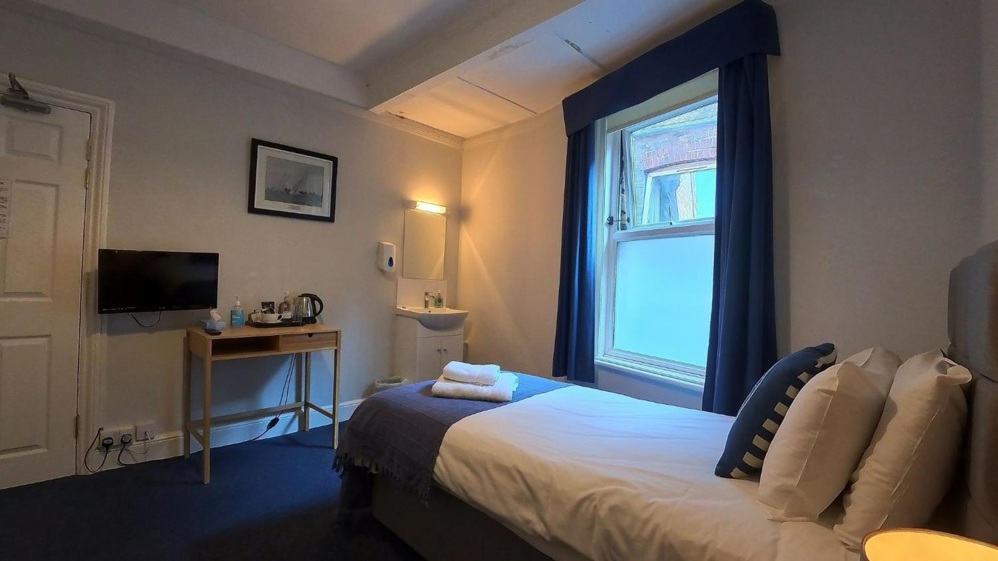 Hotel Royal Temple Yacht Club Ramsgate Exteriér fotografie