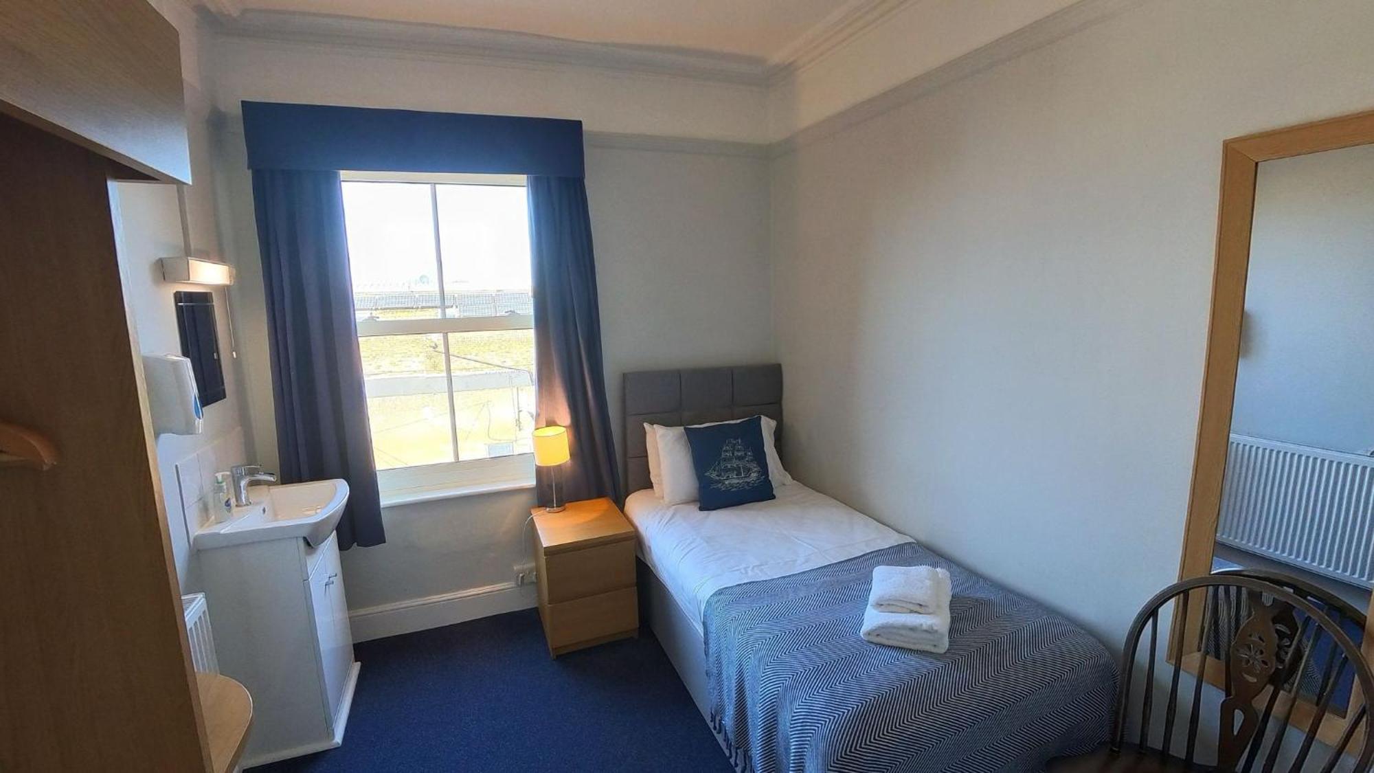 Hotel Royal Temple Yacht Club Ramsgate Exteriér fotografie