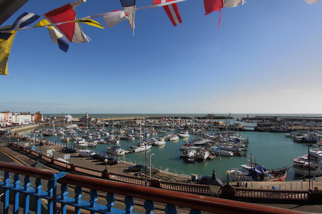 Hotel Royal Temple Yacht Club Ramsgate Exteriér fotografie